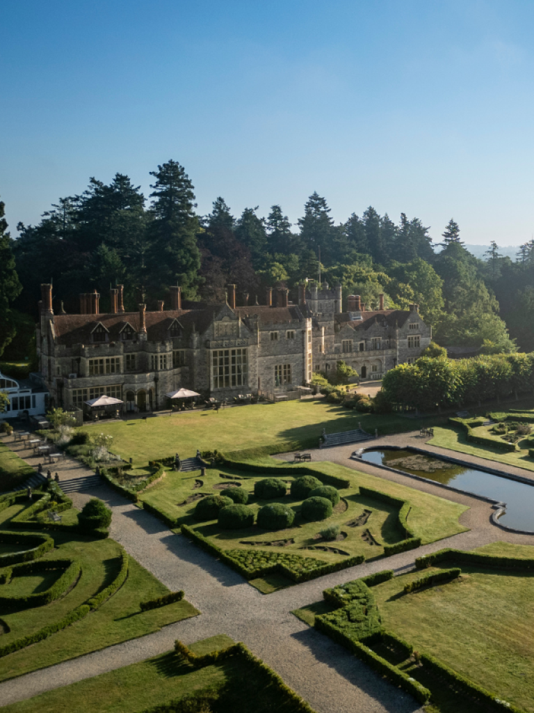 Classic Cars & Country House Escape